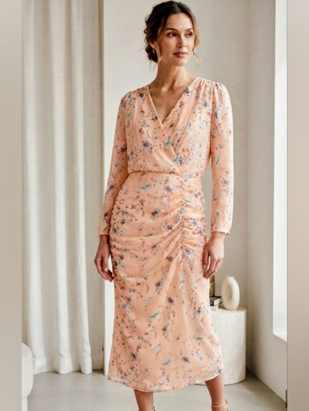 🖤 NWT Express Peach Floral Ruched Midi Dress 🖤